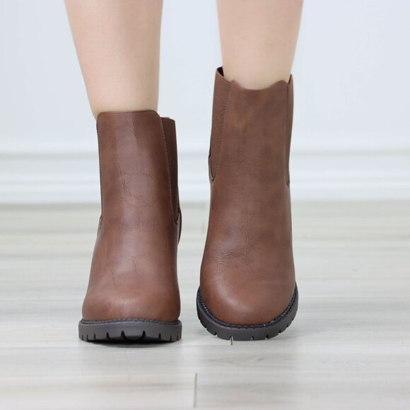 Womens Ankle Boots Lug Block Heel Brown Synthetic Leather Round Toe Elastic Gore - Picture 4 of 11